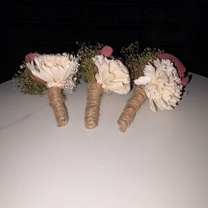 Rustic Cream Floral Boutonnieres
